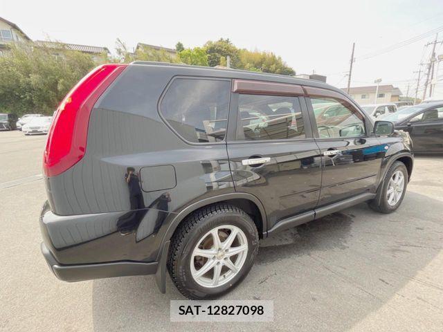 Nissan X-TRAIL 2011-11 7510568-16