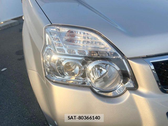 Nissan X-TRAIL 2013-09 7510566-11