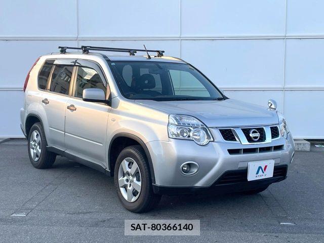 Nissan X-TRAIL 2013-09 7510566-15