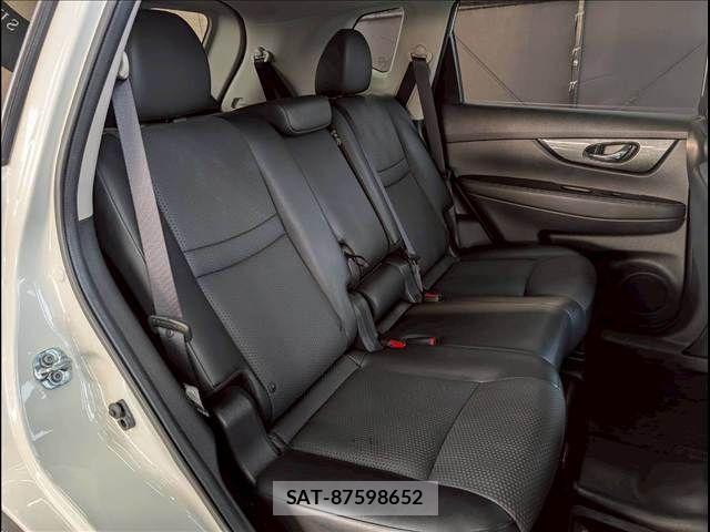 Nissan X-TRAIL 2015-02 7504009-5