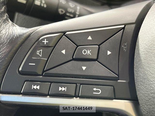 Nissan X-TRAIL 2018-01 7504032-6