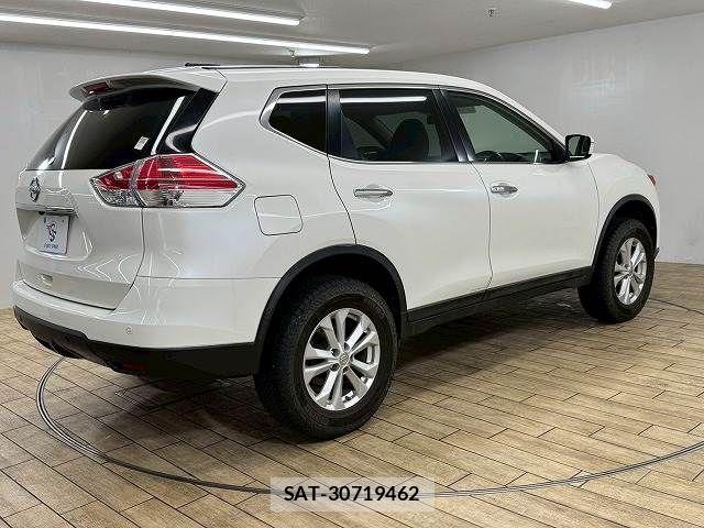 Nissan X-TRAIL 2014-07 7504028-15