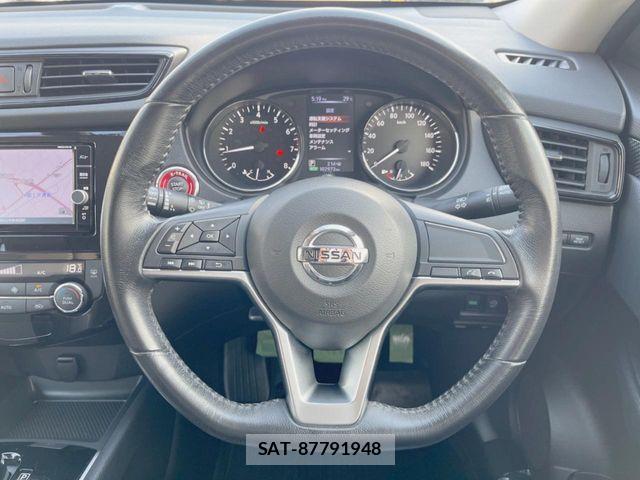 Nissan X-TRAIL 2017-07 7510567-10