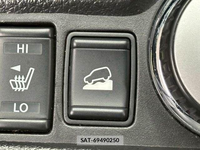 Nissan X-TRAIL 2014-09 7504023-9