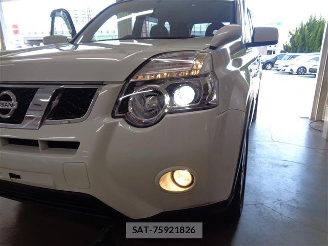 Nissan X-TRAIL 2013-06 7504039-11