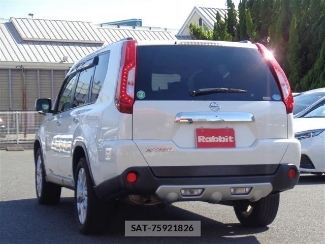 Nissan X-TRAIL 2013-06 7504039-1