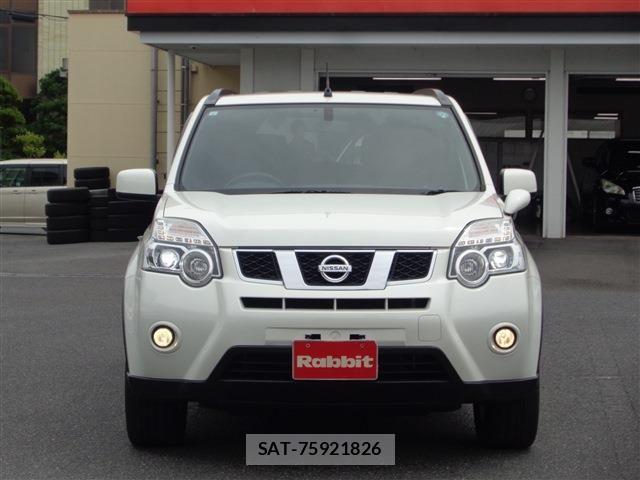 Nissan X-TRAIL 2013-06 7504039-4