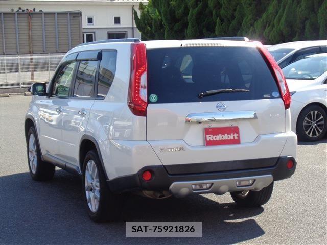 Nissan X-TRAIL 2013-06 7504039-6