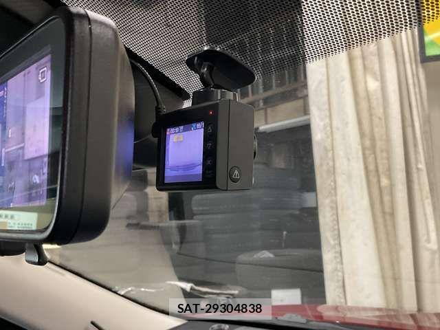 Nissan X-TRAIL 2017-09 7510547-18