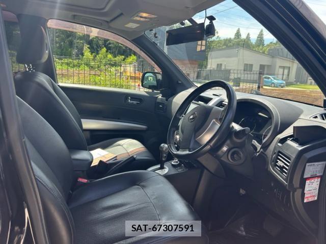 Nissan X-TRAIL 2011-09 7504047-11