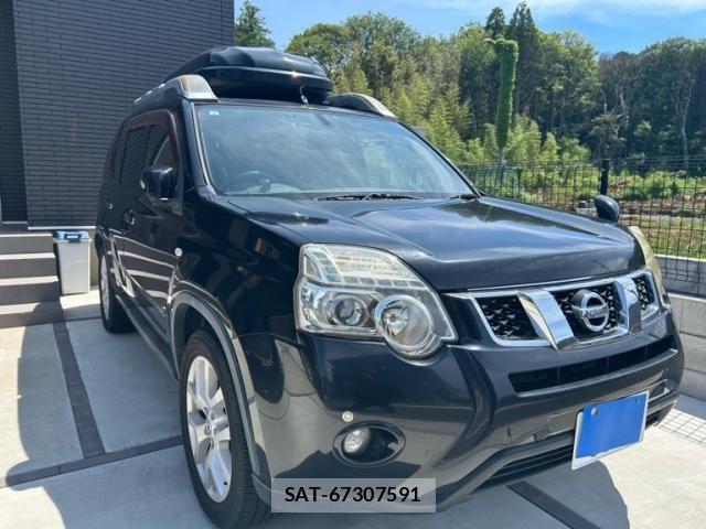 Nissan X-TRAIL 2011-09 7504047-1