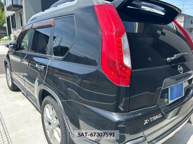 Nissan X-TRAIL 2011-09 7504047-6