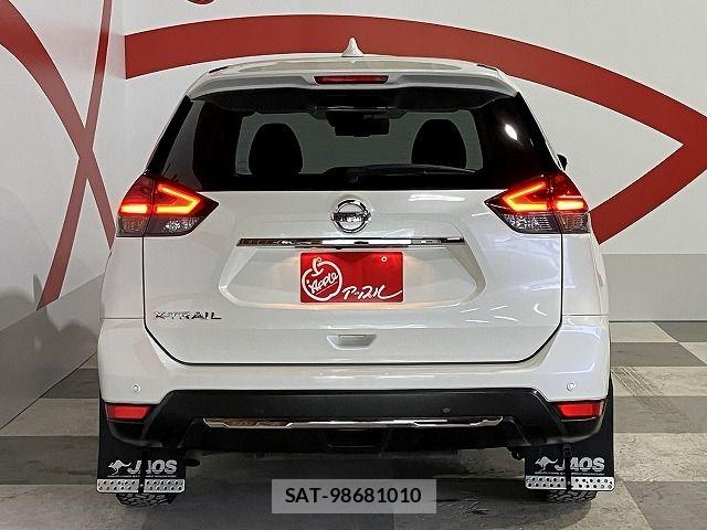 Nissan X-TRAIL 2017-12 7510544-2