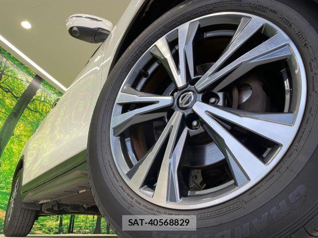 Nissan X-TRAIL 2018-08 7504002-12