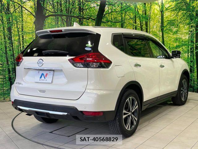 Nissan X-TRAIL 2018-08 7504002-16