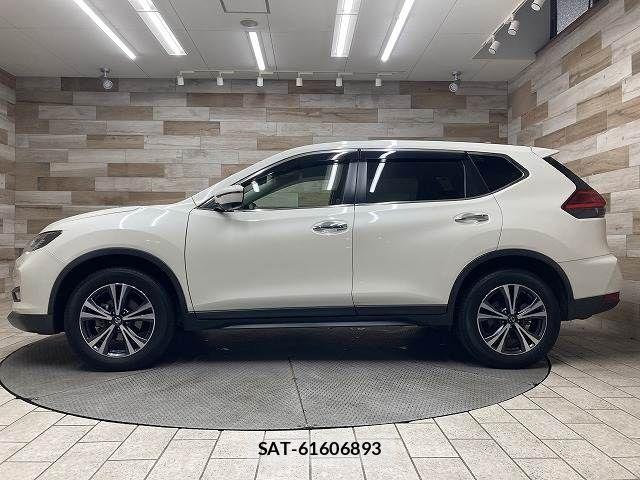 Nissan X-TRAIL 2018-05 7503998-15