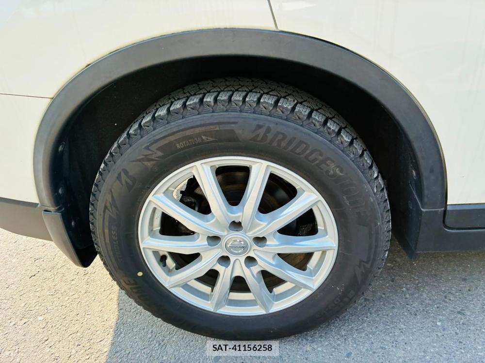 Nissan X-TRAIL 2016-06 7471395-26