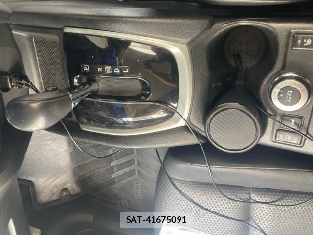 Nissan X-TRAIL 2014-03 7563121-13