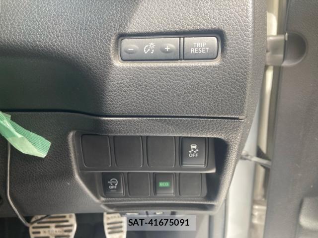 Nissan X-TRAIL 2014-03 7563121-14