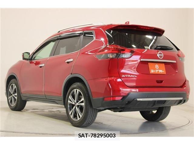 Nissan X-TRAIL 2017-11 7563117-10
