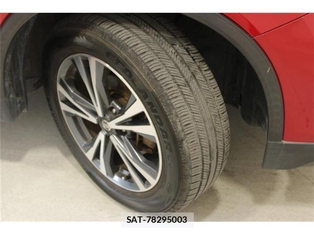 Nissan X-TRAIL 2017-11 7563117-28