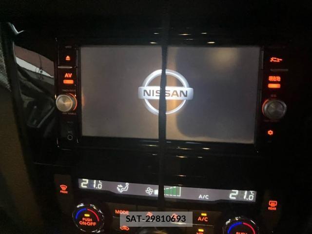 Nissan X-TRAIL 2015-11 7563118-14