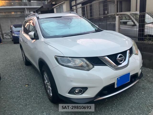 Nissan X-TRAIL 2015-11 7563118-1