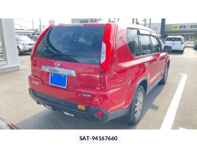 Nissan X-TRAIL 2013-07 7563120-3