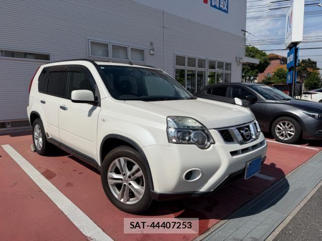 Nissan X-TRAIL 2011-09 7563122-2