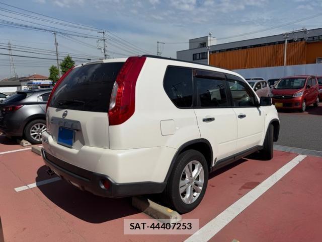 Nissan X-TRAIL 2011-09 7563122-5