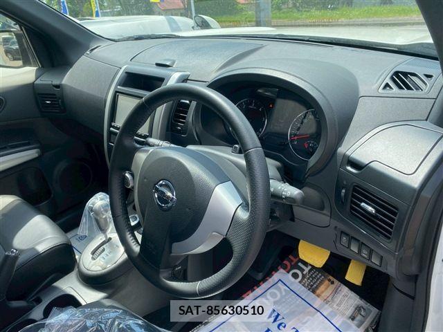 Nissan X-TRAIL 2013-07 7563119-13