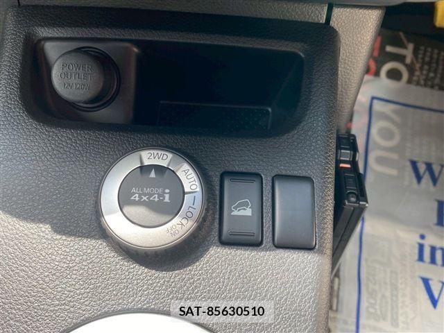 Nissan X-TRAIL 2013-07 7563119-25
