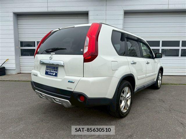 Nissan X-TRAIL 2013-07 7563119-4
