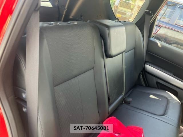 Nissan X-TRAIL 2011-08 7621558-9