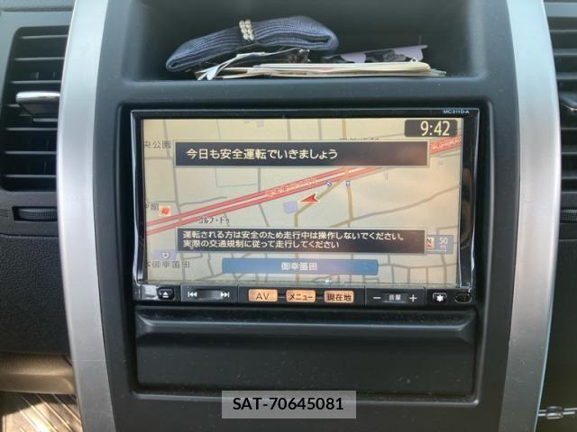 Nissan X-TRAIL 2011-08 7621558-21