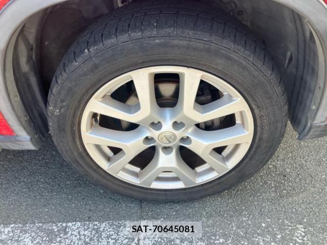 Nissan X-TRAIL 2011-08 7621558-2
