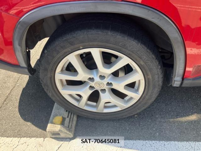 Nissan X-TRAIL 2011-08 7621558-3