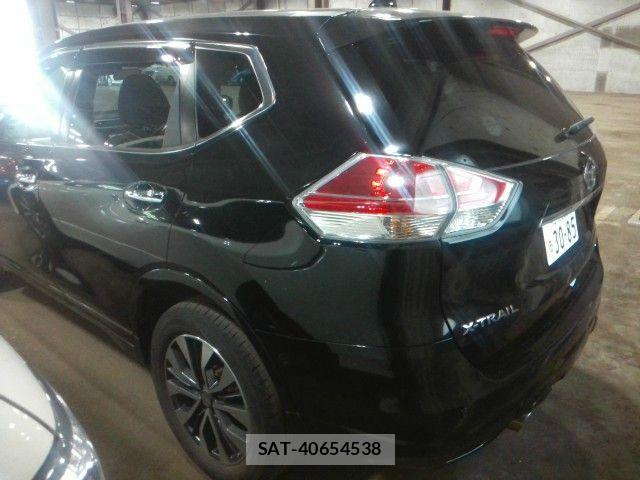 Nissan X-TRAIL 2017-02 7621544-2