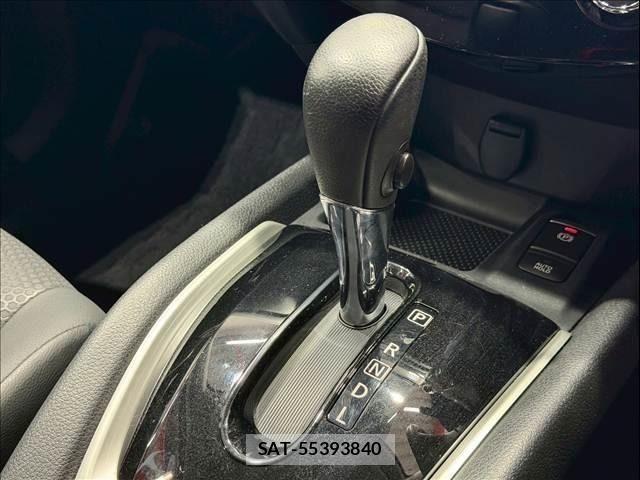 Nissan X-TRAIL 2018-11 7621541-15
