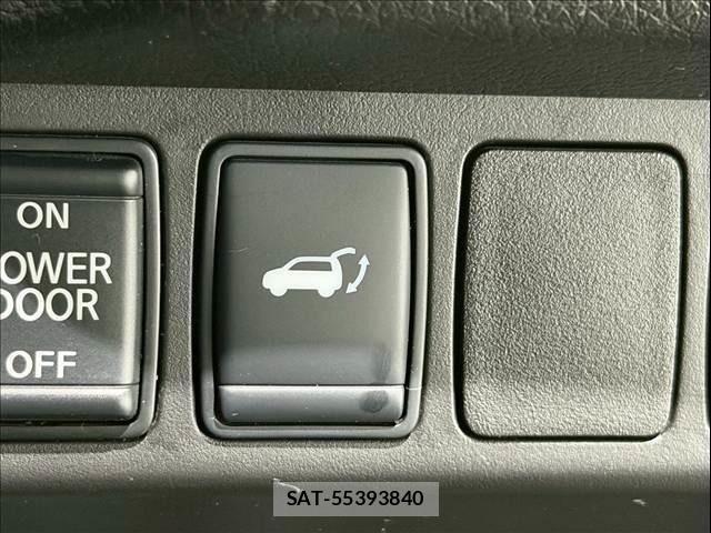 Nissan X-TRAIL 2018-11 7621541-24