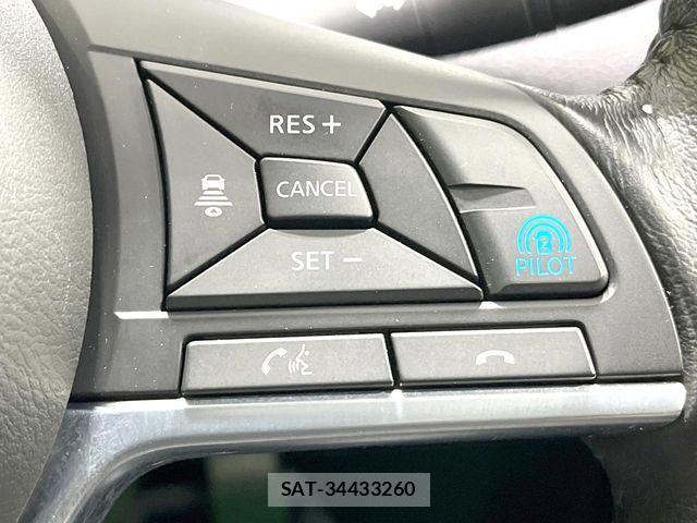 Nissan X-TRAIL 2018-01 7621537-5