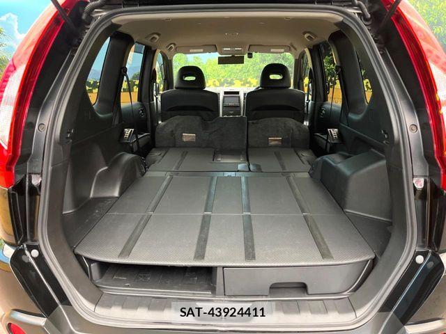 Nissan X-TRAIL 2013-08 7621547-9