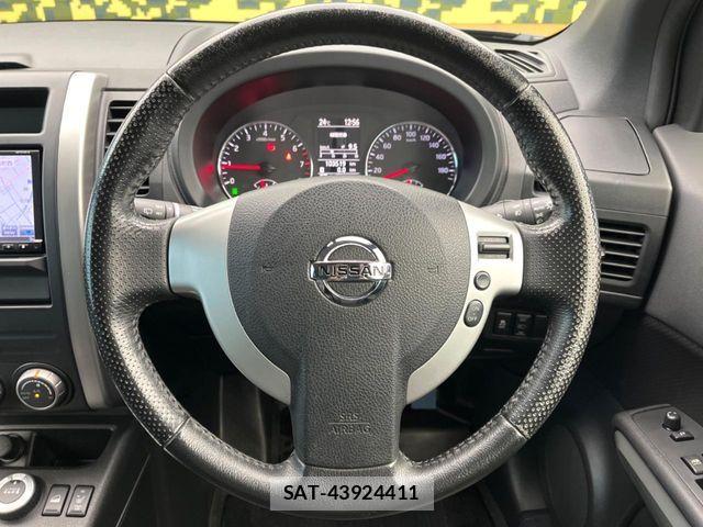 Nissan X-TRAIL 2013-08 7621547-10