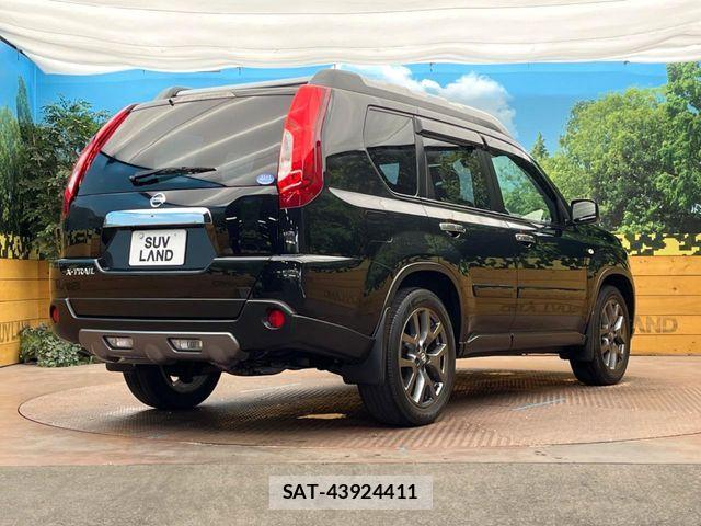 Nissan X-TRAIL 2013-08 7621547-16