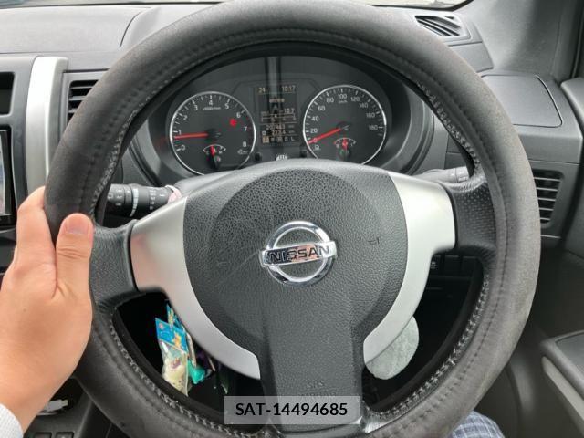 Nissan X-TRAIL 2012-02 7621561-13