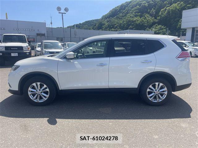 Nissan X-TRAIL 2017-03 7621542-4