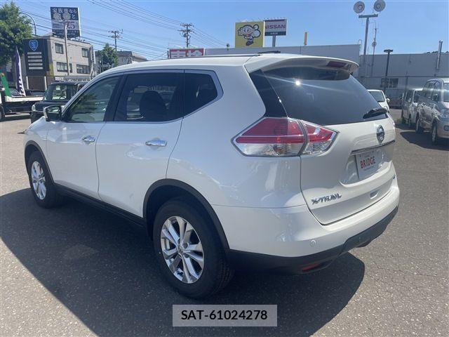 Nissan X-TRAIL 2017-03 7621542-5