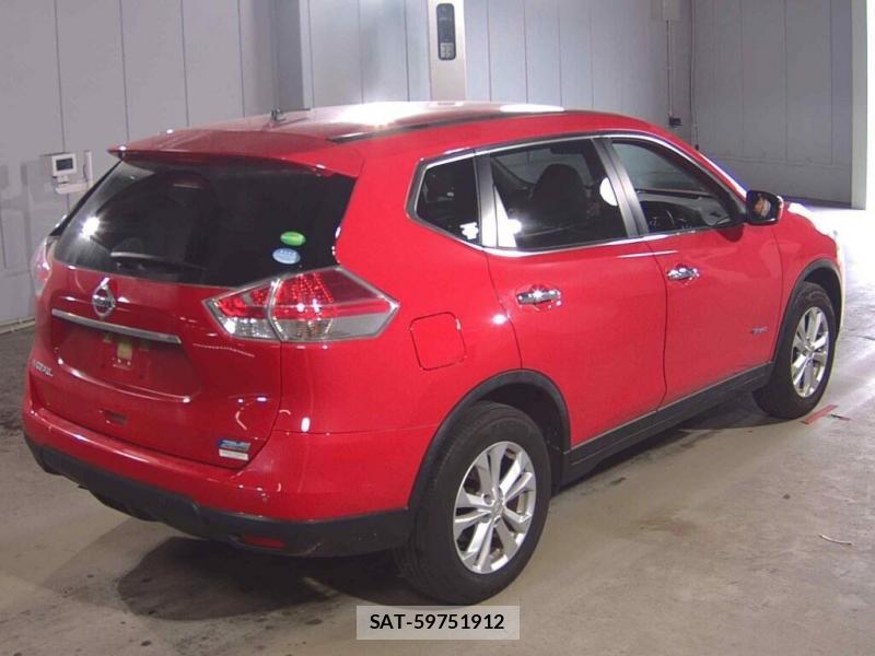Nissan  2015-08 7603300-1
