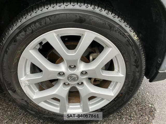 Nissan X-TRAIL 2013-06 7621557-7
