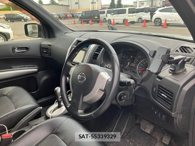 Nissan X-TRAIL 2012-03 7621559-6